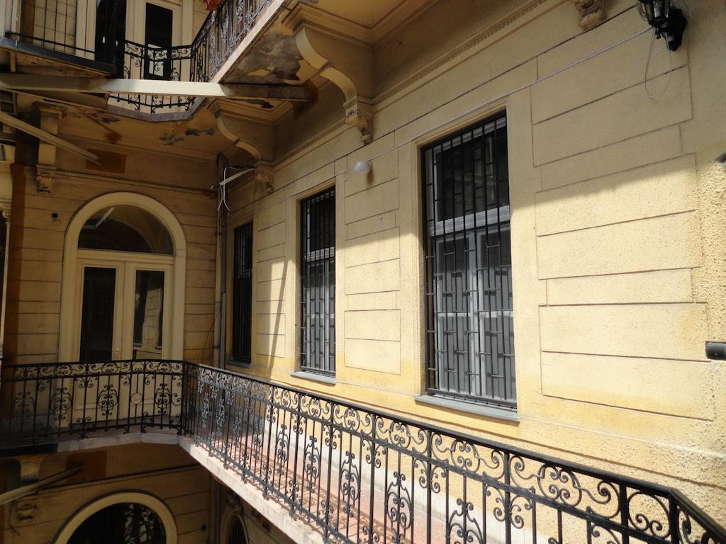 Boudoir Budapest Apartment Luaran gambar