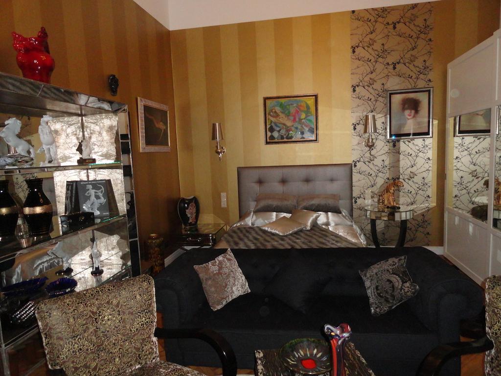 Boudoir Budapest Apartment Luaran gambar
