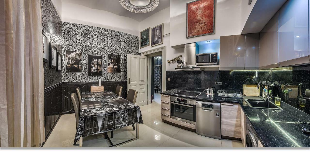 Boudoir Budapest Apartment Luaran gambar