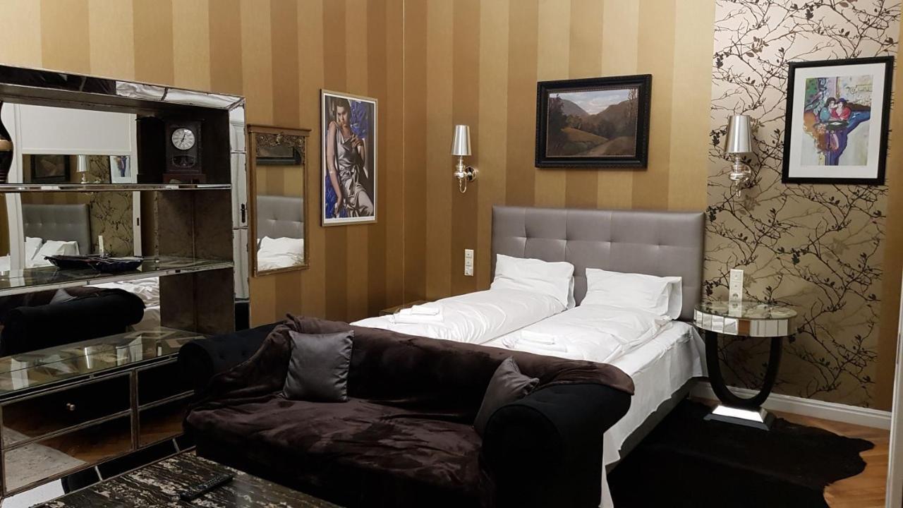 Boudoir Budapest Apartment Luaran gambar
